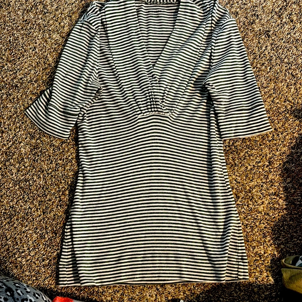 Express grey and white top